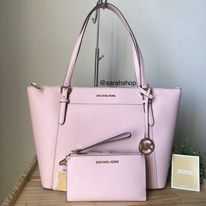 🌼Michael Kors Set